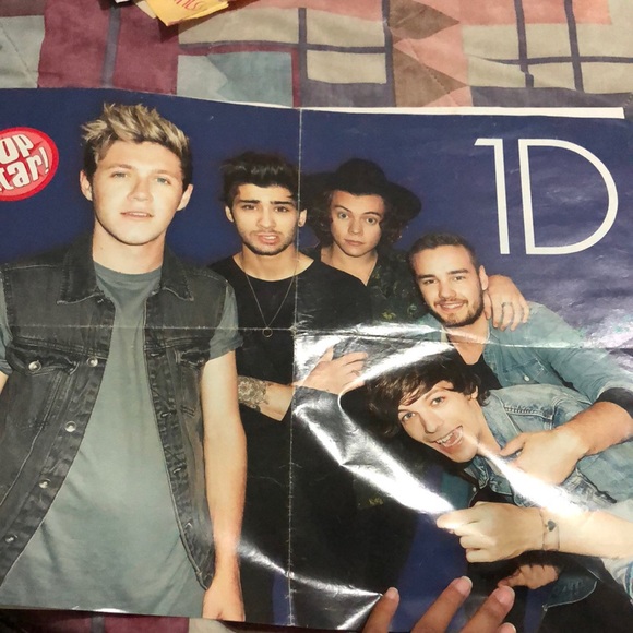 If you are interested comment or give me a like 👍🏽♥️☺️ Unique Posters - Picture 2 of 4